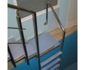Изготовление и установка лестниц для бассейна